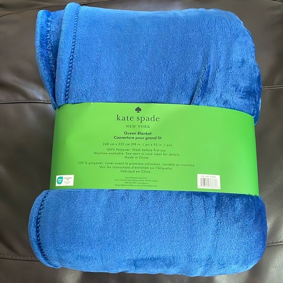 Kate Spade - Queen Blanket - Picture 2 of 4